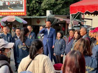115年2月18日初二縣長至六興宮發紅包