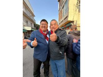 115年2月18日初二縣長至六興宮發紅包