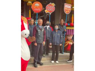 115年2月18日初二縣長至六興宮發紅包
