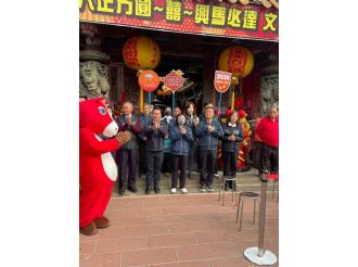 115年2月18日初二縣長至六興宮發紅包