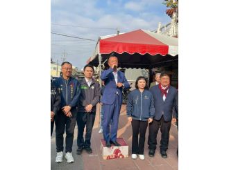 115年2月18日初二縣長至六興宮發紅包
