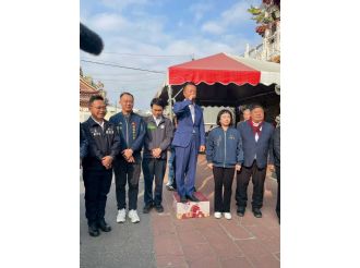 115年2月18日初二縣長至六興宮發紅包