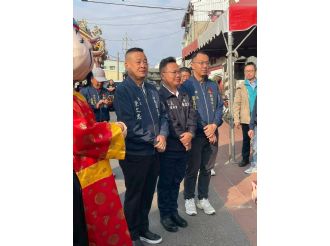 115年2月18日初二縣長至六興宮發紅包