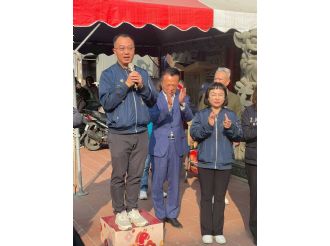 115年2月18日初二縣長至六興宮發紅包