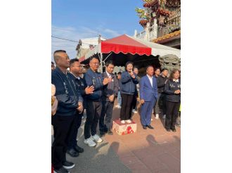 115年2月18日初二縣長至六興宮發紅包