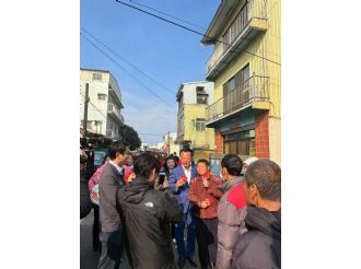 115年2月18日初二縣長至六興宮發紅包