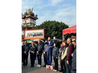 115年2月18日初二縣長至六興宮發紅包
