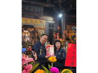 115年1月26日新港鄉公所安心、用心，普發振興禮金3000元，在溪北六興宮一心禀告，萬誠上達，恭請媽祖鑒納，加持護佑。